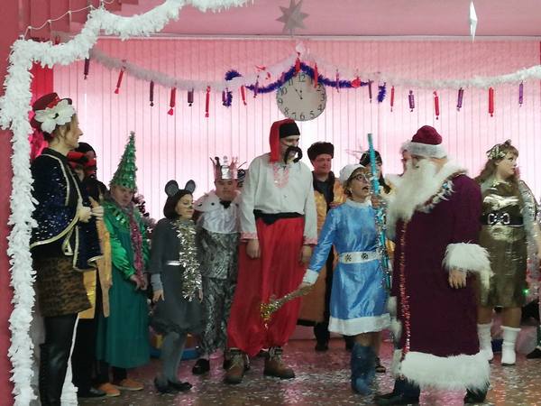 Новогодний огонек «В ожидании Деда Мороза» в Зельве