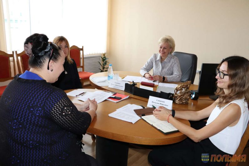 Министр труда и социальной защиты Республики Беларусь Ирина Костевич провела прием граждан в Кореличах