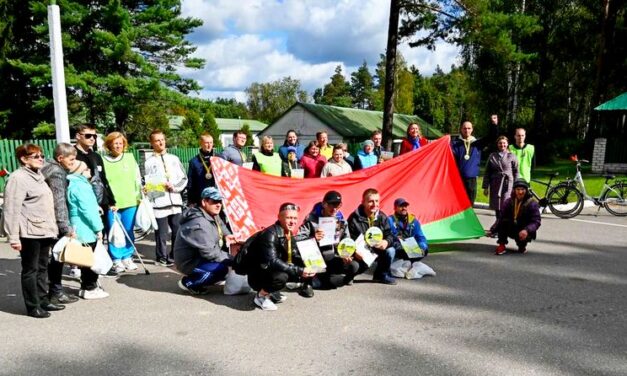 В канун Дня народного единства в Гродненском районе прошёл велосипедный пробег «Единство зажигает сердца»