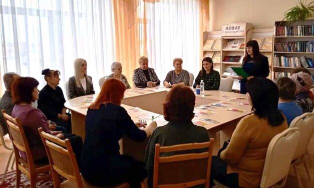 Встреча с нотариусом организована для пожилых посетителей Вороновского ТЦСОН