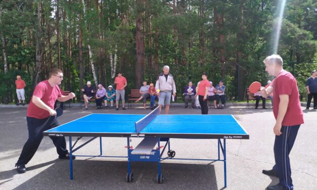 В Березовском доме-интернате прошли соревнования по настольному теннису