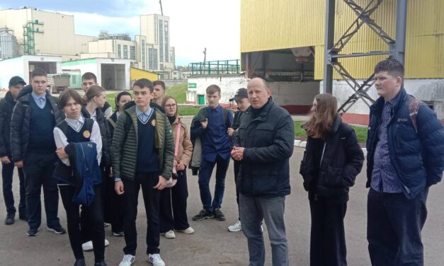 <strong>Ученики Сморгонской СШ №3 посетили местный комбинат хлебопродуктов</strong>