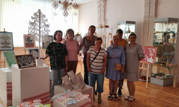 Выстава па выцінанцы “Дрэва жыцця”