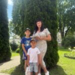 <strong>Специалисты ЦСОН Слонимского района вручили школьные принадлежности в рамках акции “Соберём детей в школу”</strong>