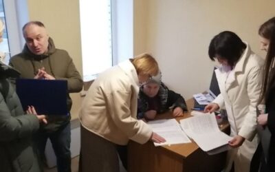 Мобильная группа Ивьевского райисполкома с целью оказания практической и методической помощи в обеспечении соблюдения законодательства об охране труда провела мониторинги работы по обеспечению безопасных условий труда в ЗАО «Чабор» и ООО «Фориния»