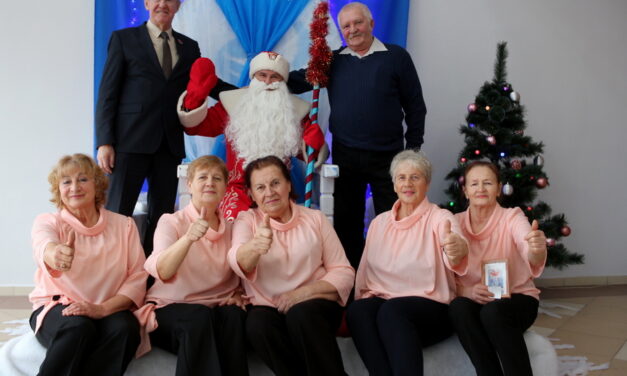 «От всей души»: добрая и щедрая на подарки акция стартовала в Зельвенском районе