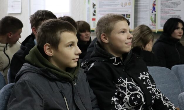 Знакомство с лесным хозяйством: учащиеся СШ №3 посетили Сморгонский опытный лесхоз