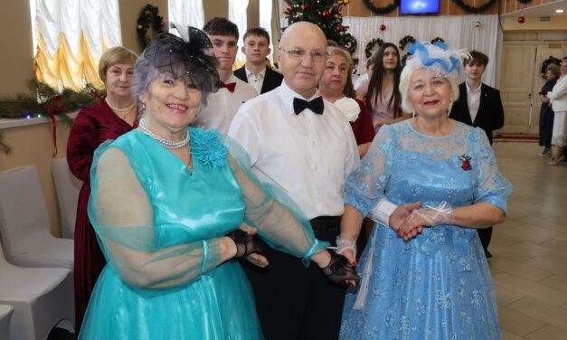 Этот чарующий БАЛ. В ритме душевной молодости в Вороново прошел III областной Рождественский бал