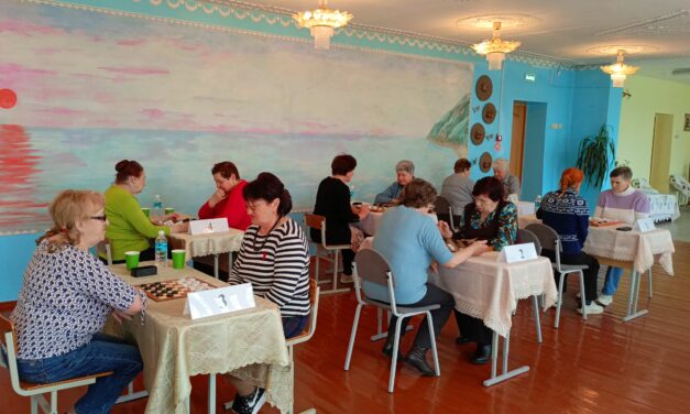 <strong>Женские шашечные баталии!</strong><strong></strong>