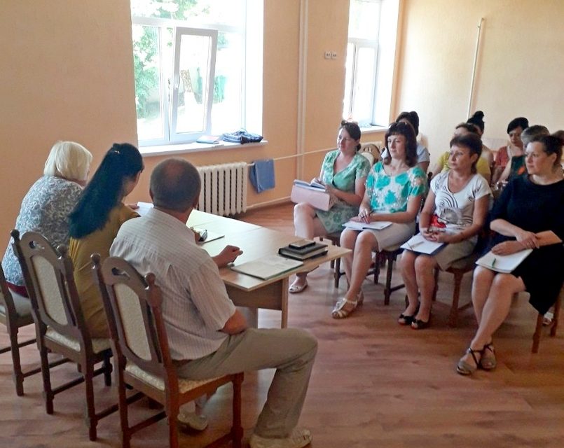 В ГУ «Территориальный центр социального обслуживания населения Новогрудского района» прошел районный день охраны труда