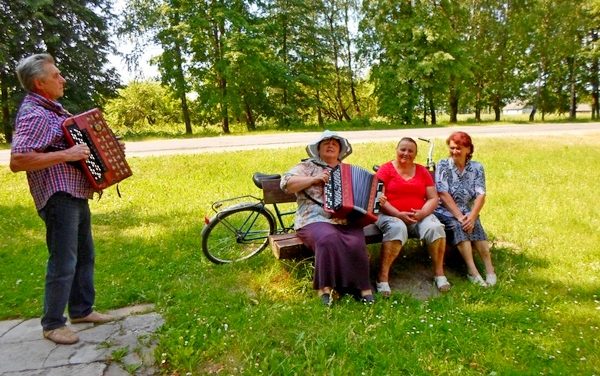 Культурно-досуговые маршруты для пожилых людей  в Ивьевском районе