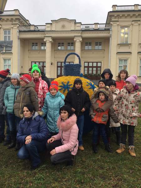 Новогодние праздники подарили воспитанникам Василишковского дома-интерната множество радостных мгновений