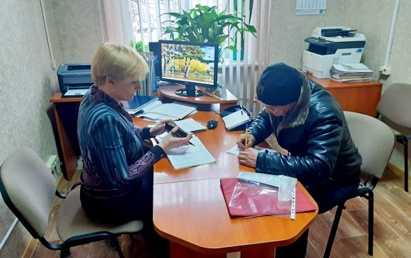Прием граждан в отделе пенсионного обеспечения  УТЗСЗ  Новогрудского райисполкома