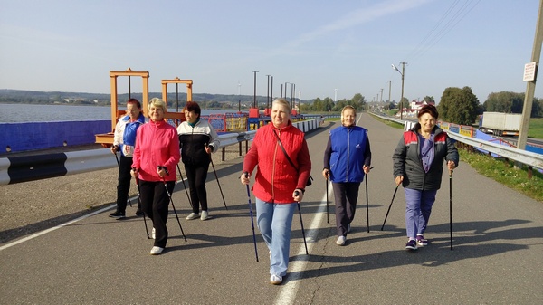 Мини-марафон «Бодрое утро» в Зельвенском ЦСОН