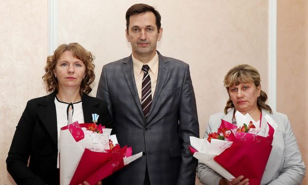 Две женщины Ивьевского района награждены орденом Матери
