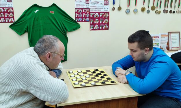 Районный турнир по шашкам «Ваш ход» среди людей с инвалидностью