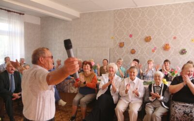 Не только возраст, но и песни нас объединяют