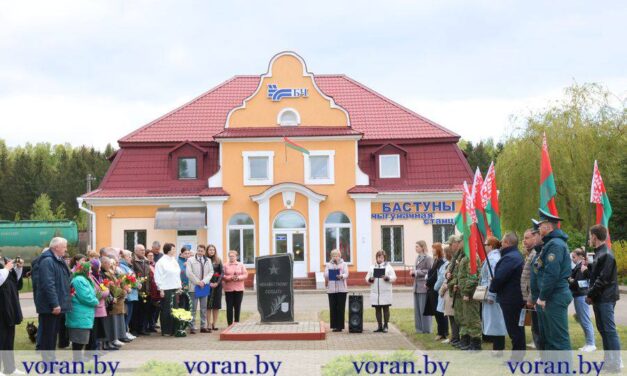 Дорогами боевой славы и памяти. В Вороновском районе стартовала автомотовелоэстафета «От памятника к памятнику»
