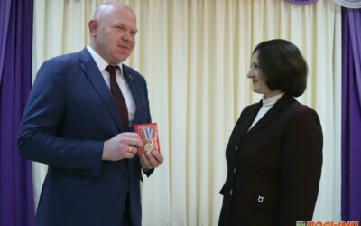Екатерина Васильевна Слинько из г.п. Кореличи удостоена ордена Матери