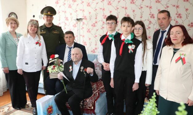 в Берестовицком районе произведена выплата материальной помощи ветеранам и отдельным категориям граждан ко Дню Победы