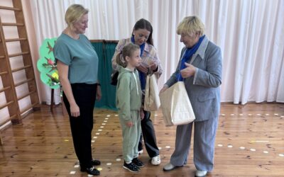 Специалисты Гродненского районного ТЦСОН активно участвуют в акции «Соберем портфель вместе»